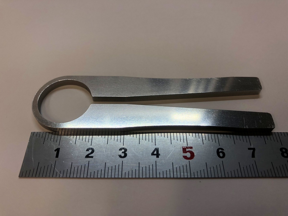 ハンドプライヤー