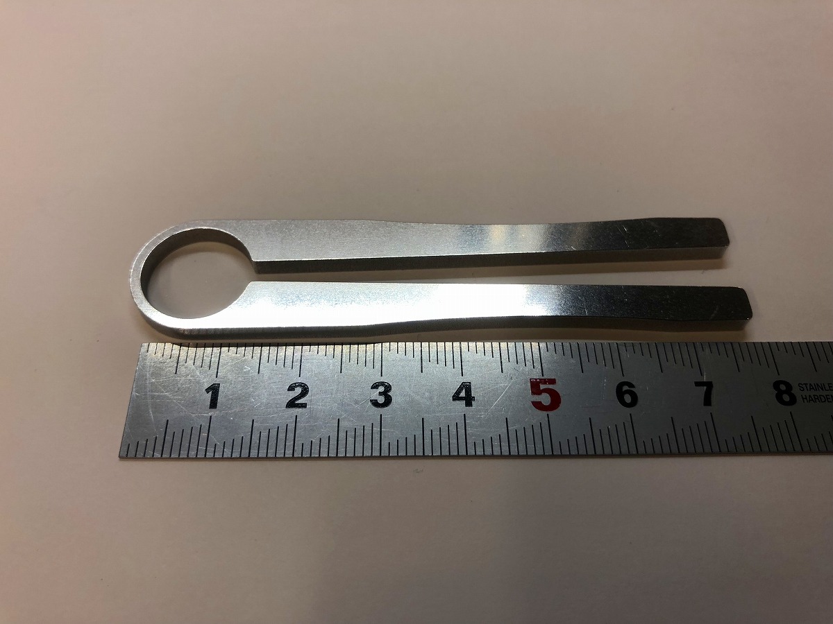 ハンドプライヤー