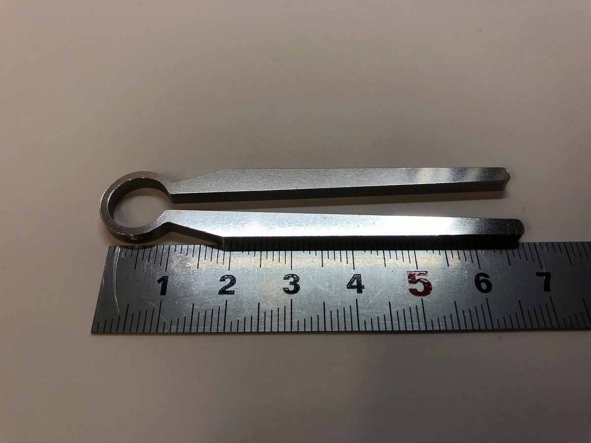 ハンドプライヤー