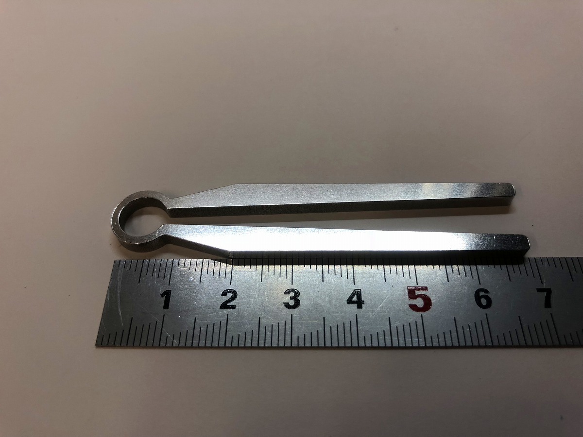 ハンドプライヤー